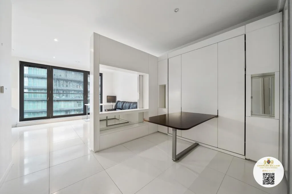 Studio flat for rent