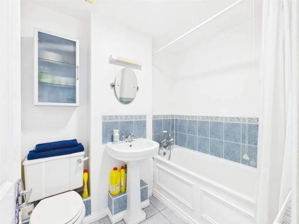 4 bedroom penthouse for rent