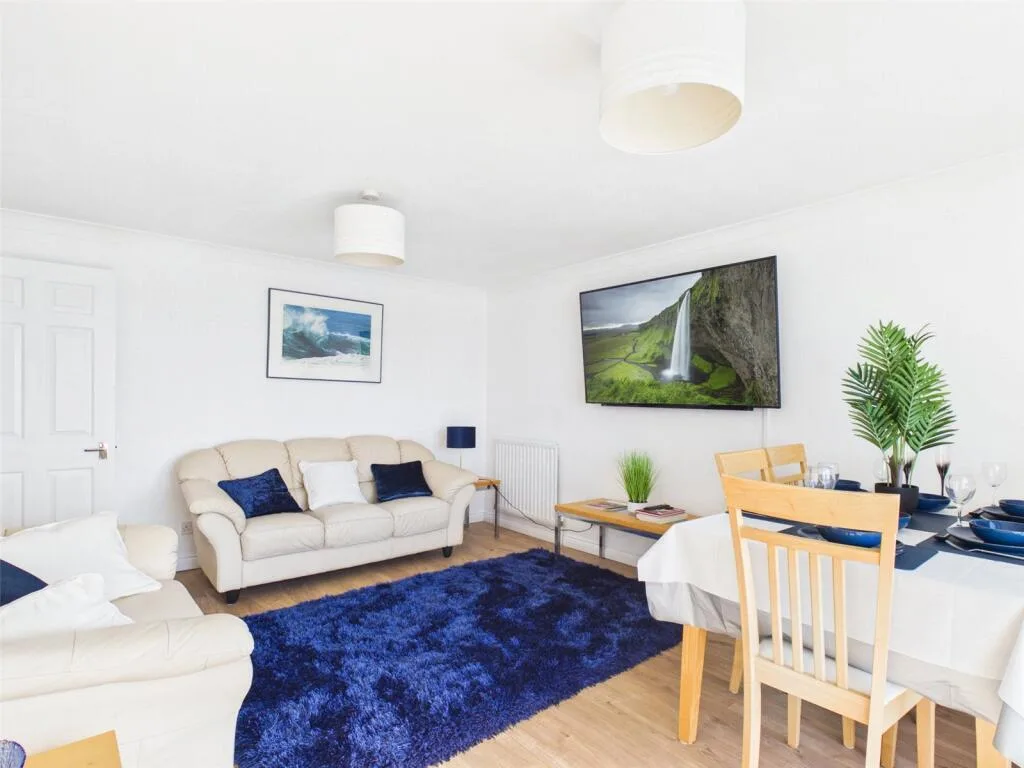 4 bedroom penthouse for rent