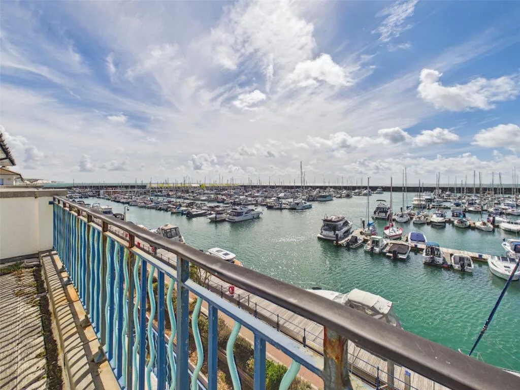 4 bedroom penthouse for rent
