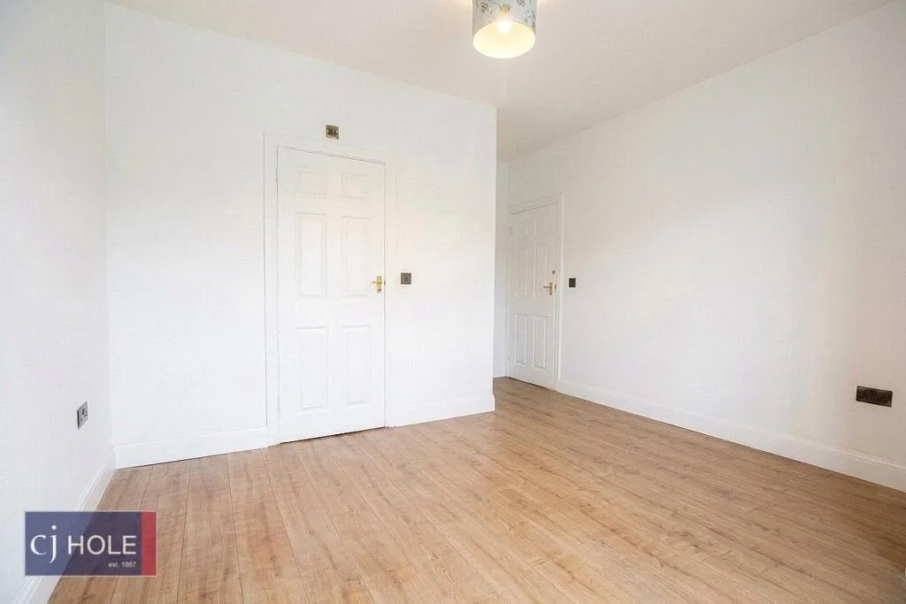 3 bedroom end of terrace house for rent