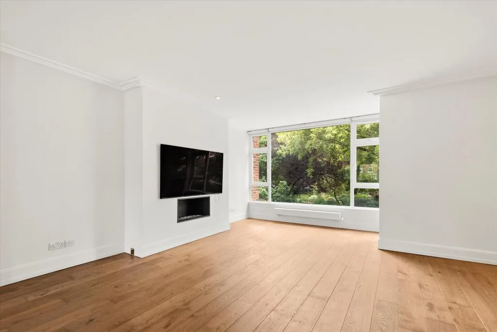 5 bedroom detached house for rent