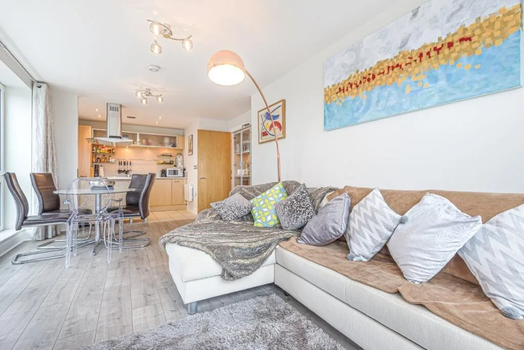 2 bedroom flat for rent