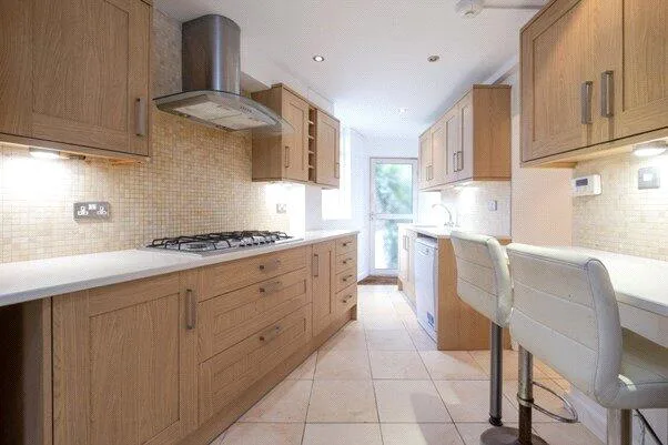 3 bedroom apartment for rent