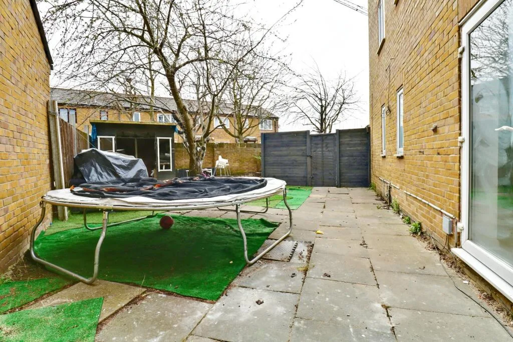 2 bedroom terraced house for rent