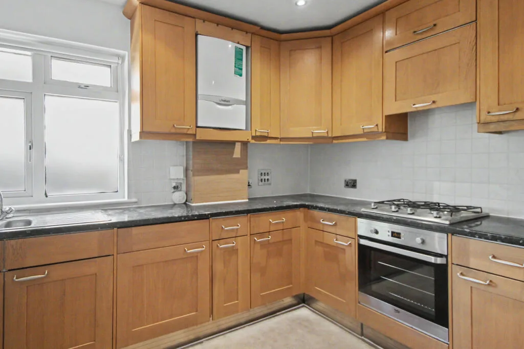 3 bedroom flat for rent