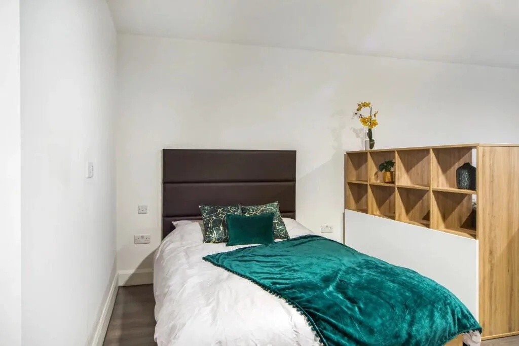 Studio flat for rent