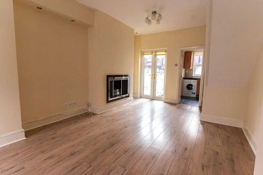 2 bedroom terraced house for rent