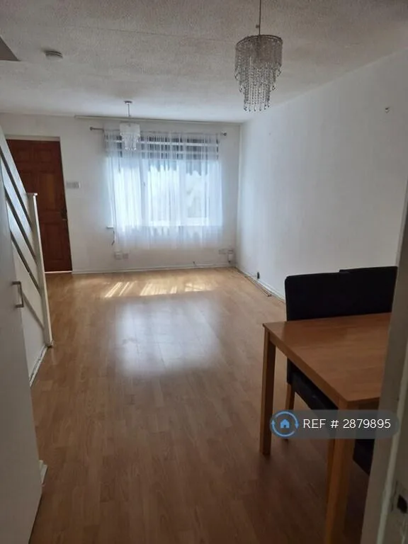 2 bedroom terraced house for rent