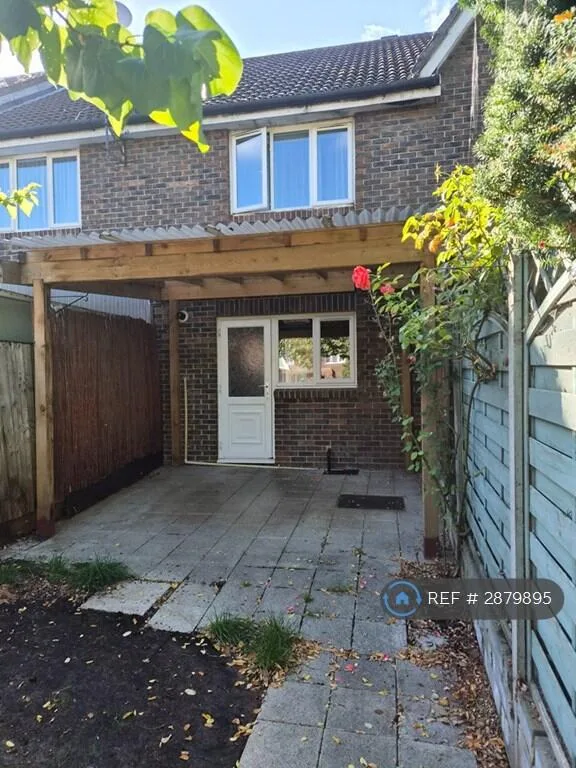 2 bedroom terraced house for rent
