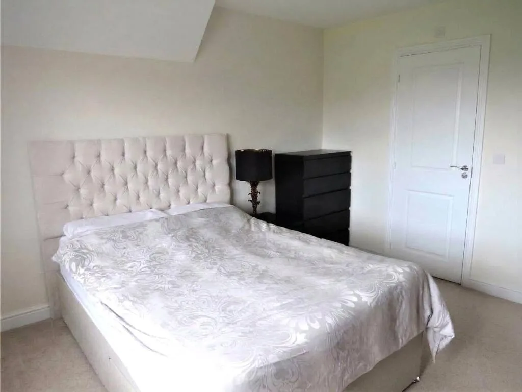 4 bedroom detached house for rent