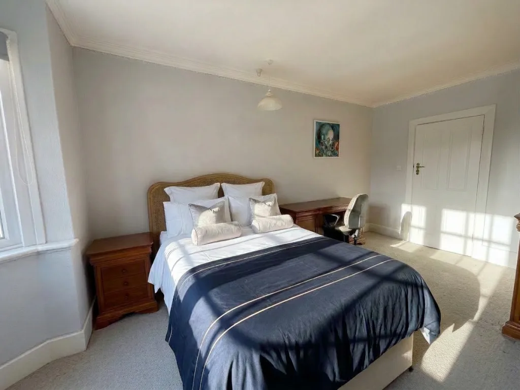 2 bedroom house for rent