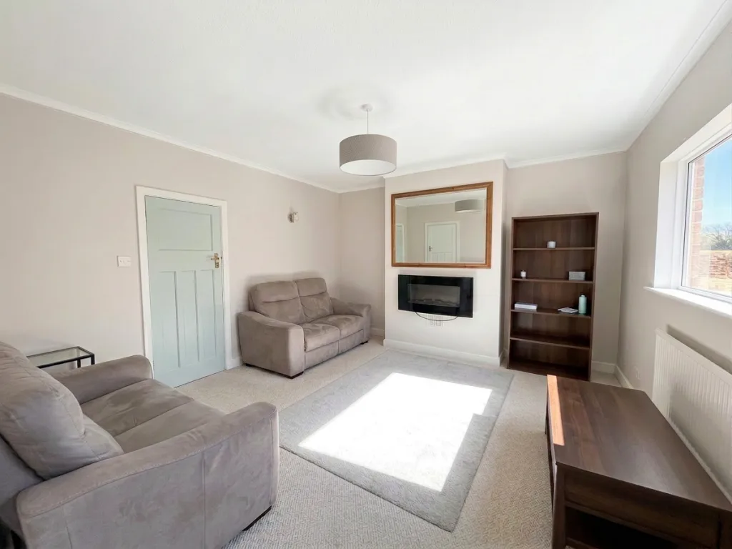2 bedroom house for rent