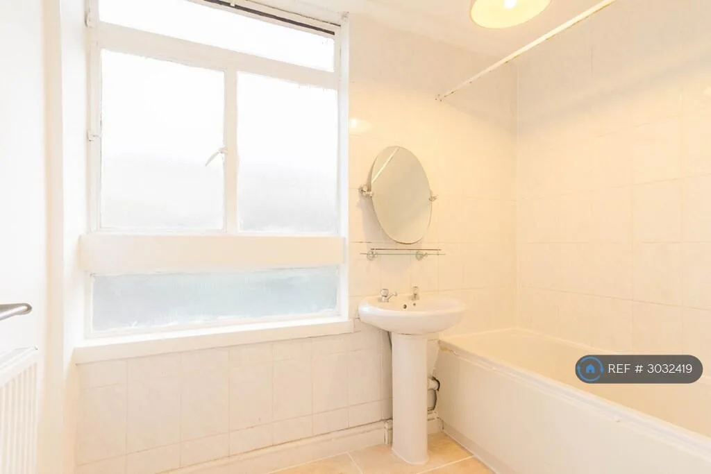 3 bedroom flat for rent