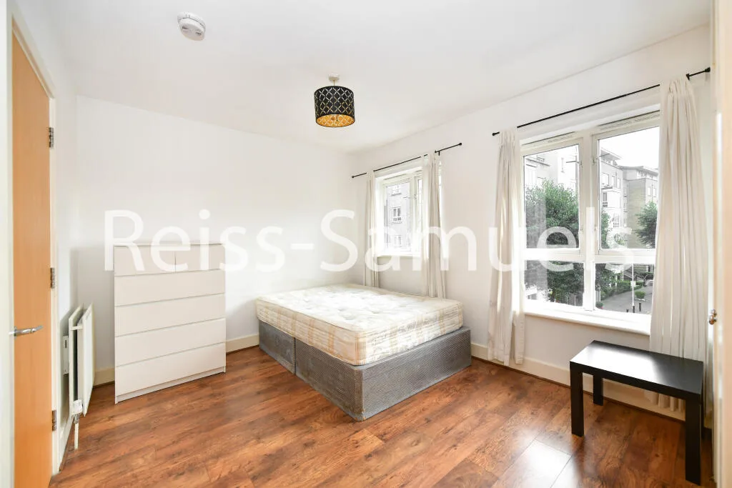 5 bedroom terraced house for rent
