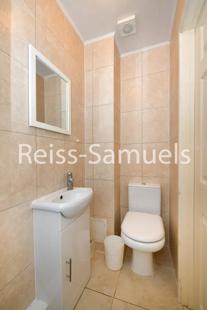 5 bedroom terraced house for rent