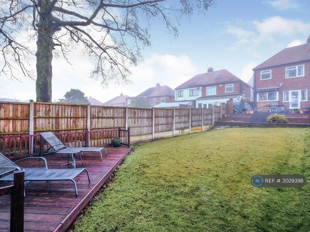 2 bedroom semi-detached house for rent