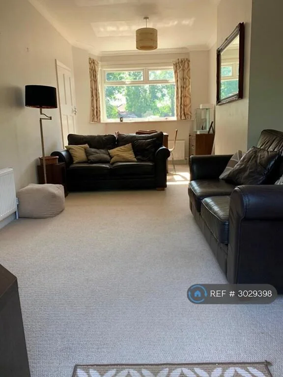 2 bedroom semi-detached house for rent