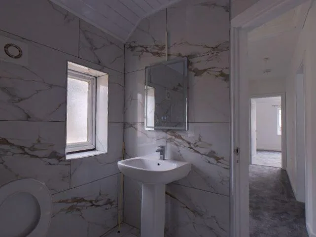 4 bedroom semi-detached house for rent