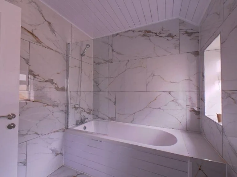 4 bedroom semi-detached house for rent