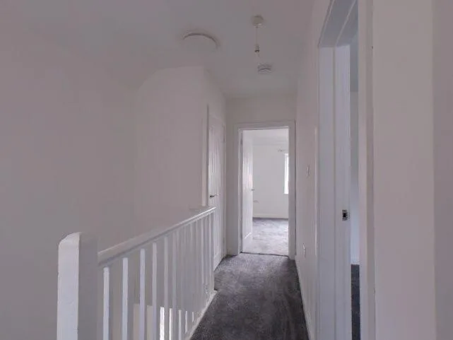4 bedroom semi-detached house for rent