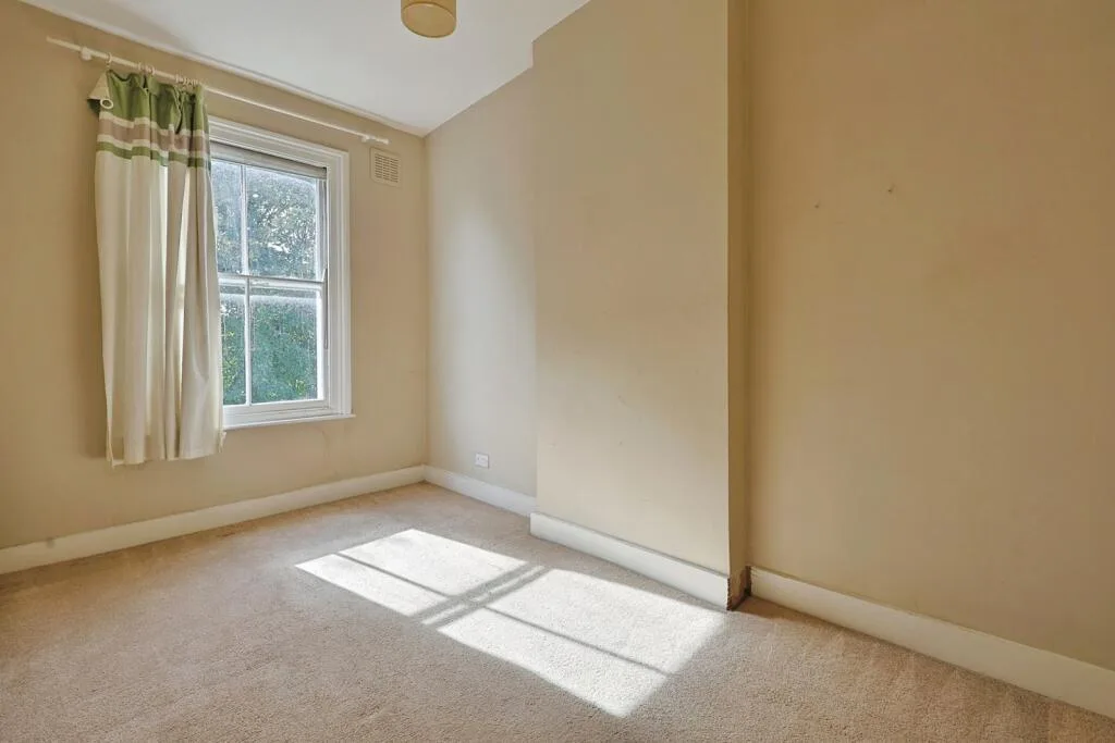 2 bedroom house for rent
