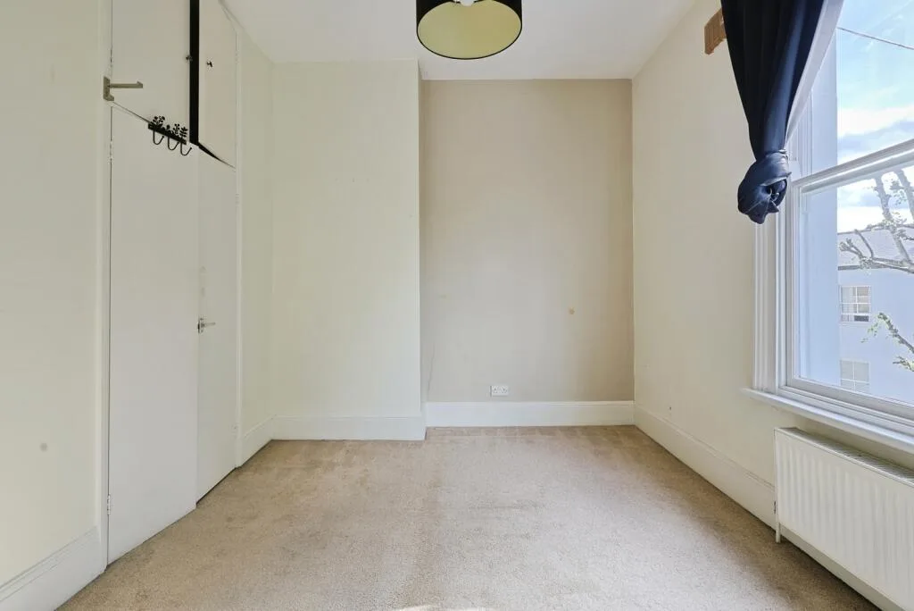 2 bedroom house for rent