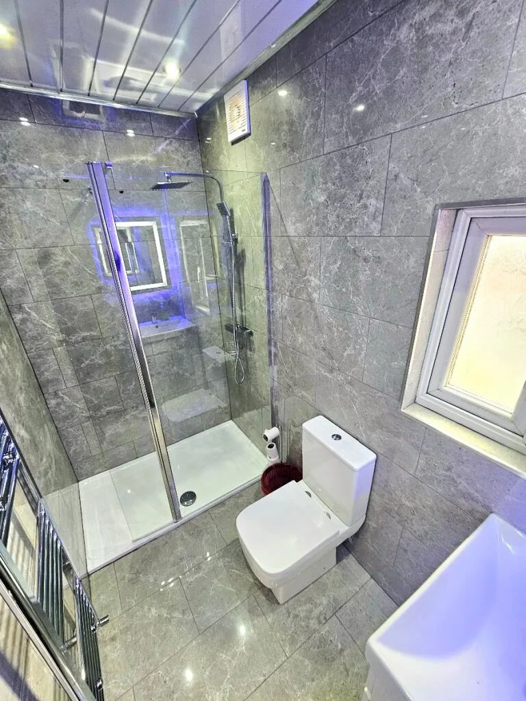 4 bedroom flat for rent