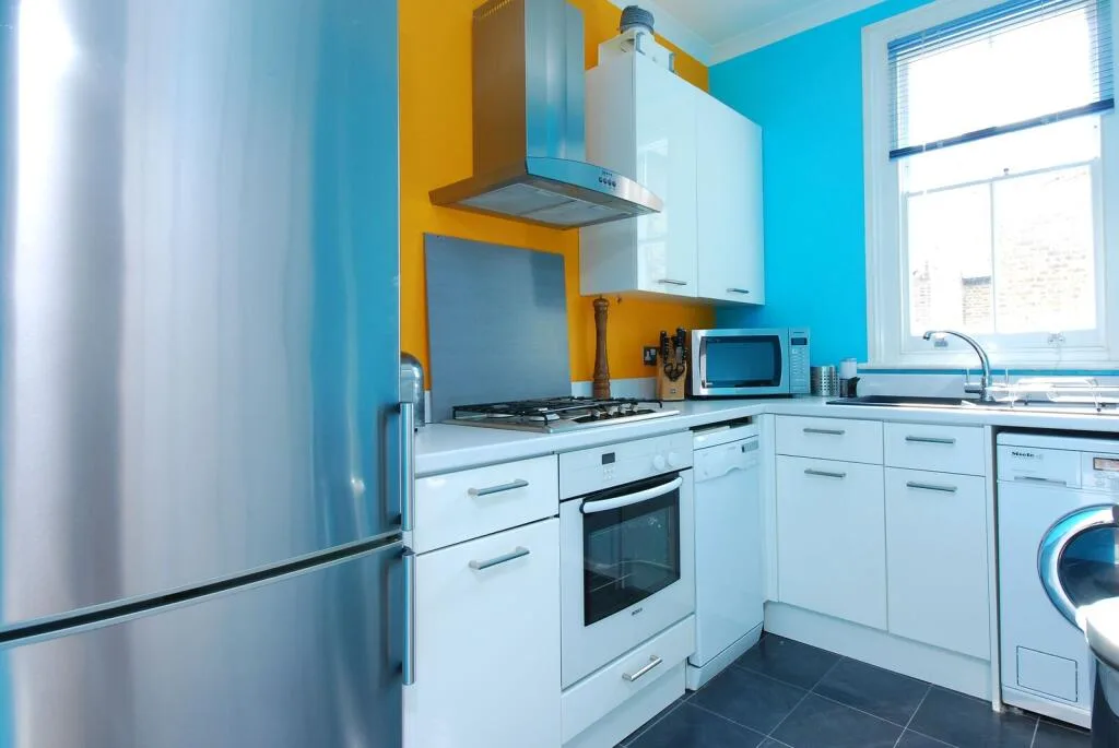 3 bedroom maisonette for rent