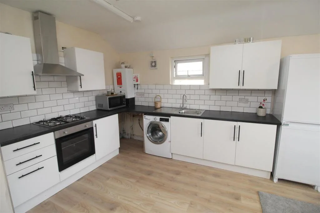 3 bedroom flat for rent