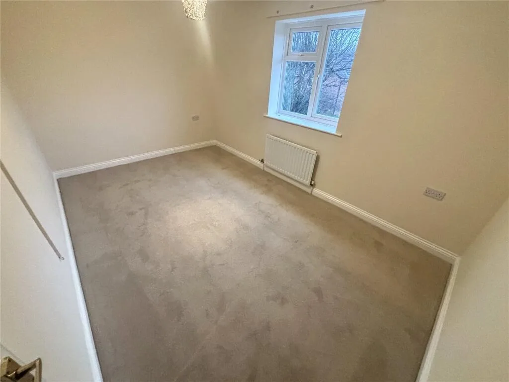 2 bedroom semi-detached house for rent