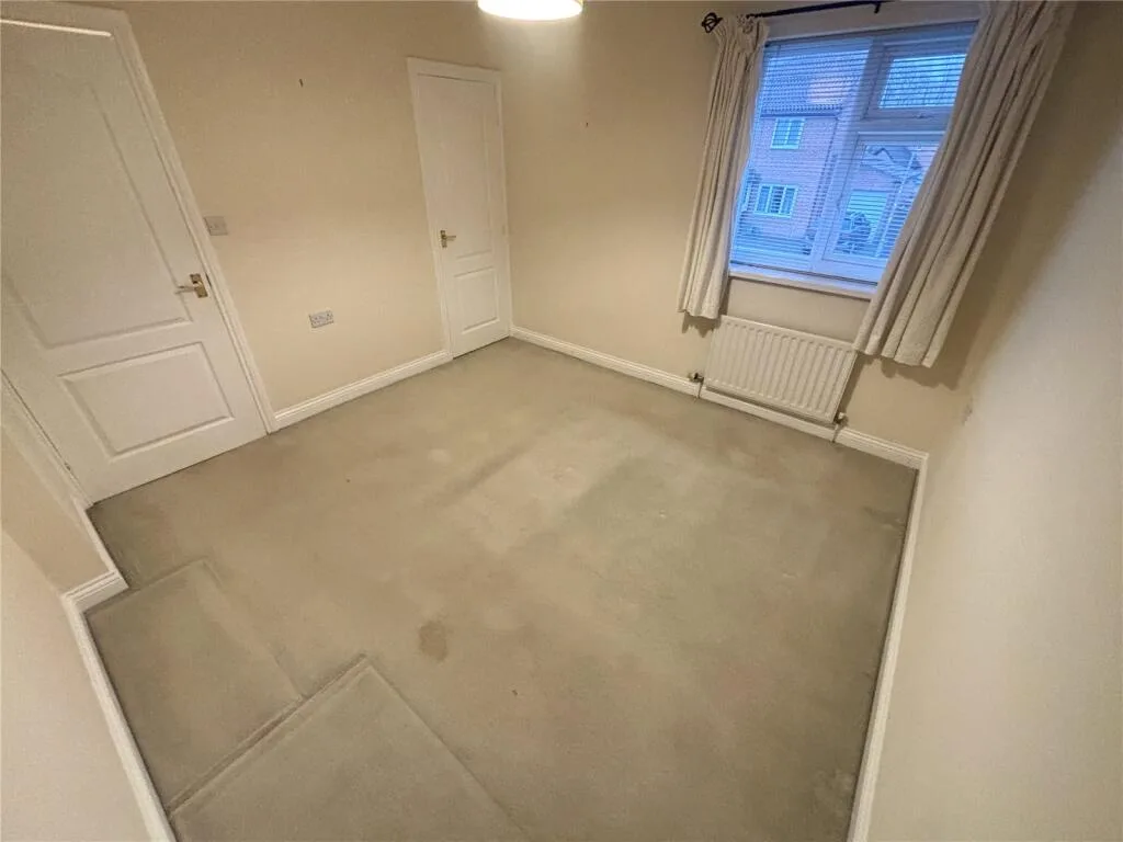 2 bedroom semi-detached house for rent