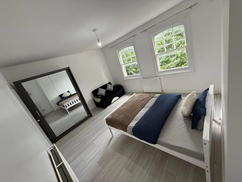 Studio flat for rent