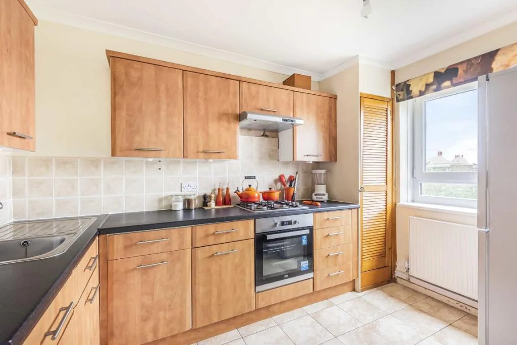 1 bedroom detached house for rent