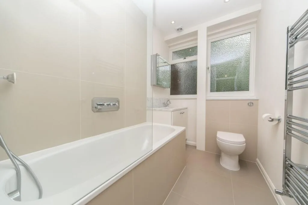 4 bedroom detached house for rent