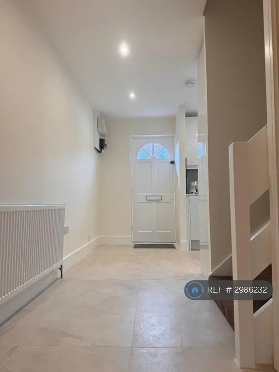 4 bedroom terraced house for rent