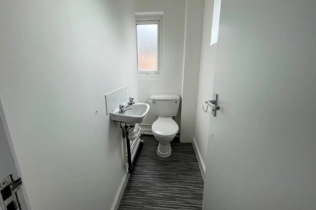 4 bedroom flat for rent
