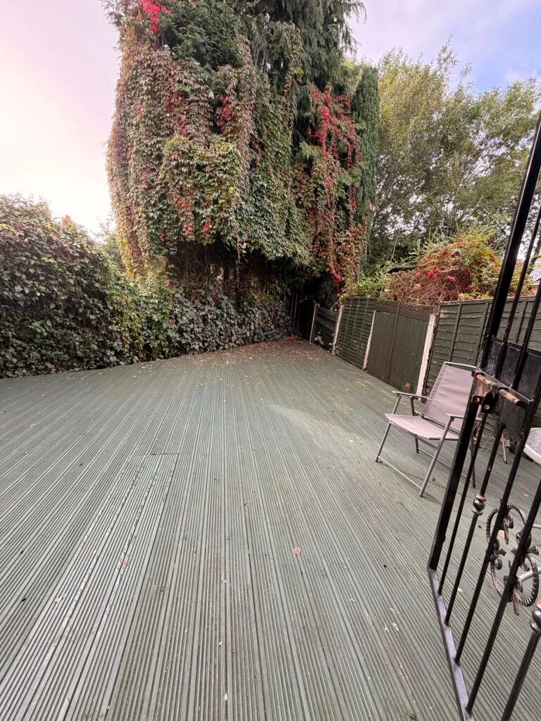 3 bedroom semi-detached house for rent