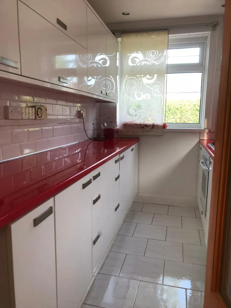 3 bedroom semi-detached house for rent