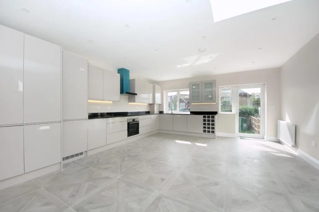 5 bedroom house for rent