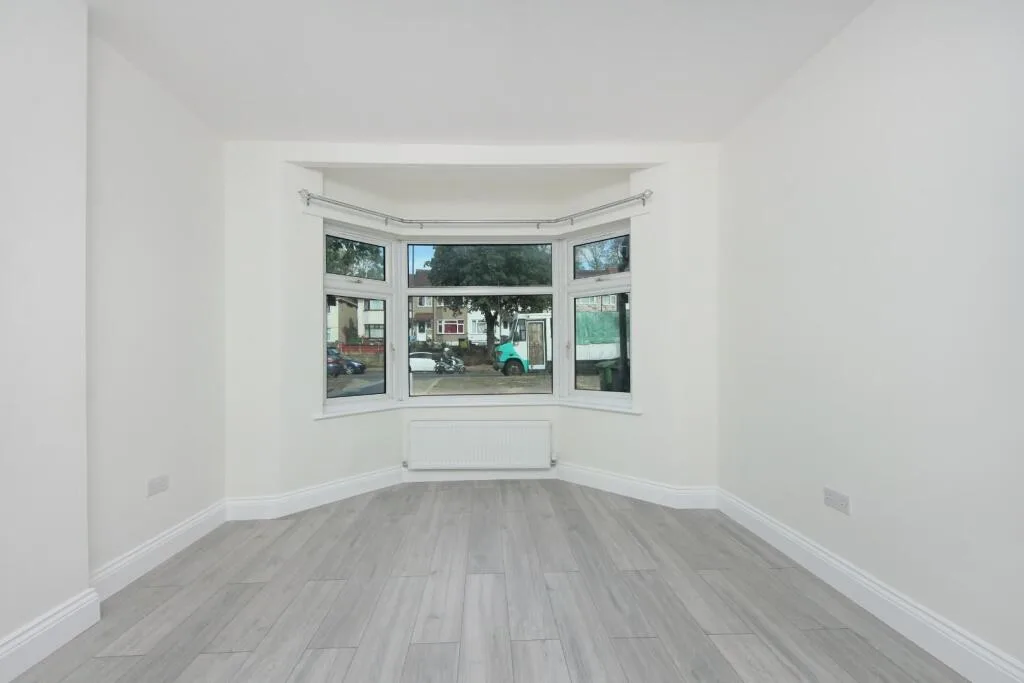 5 bedroom house for rent