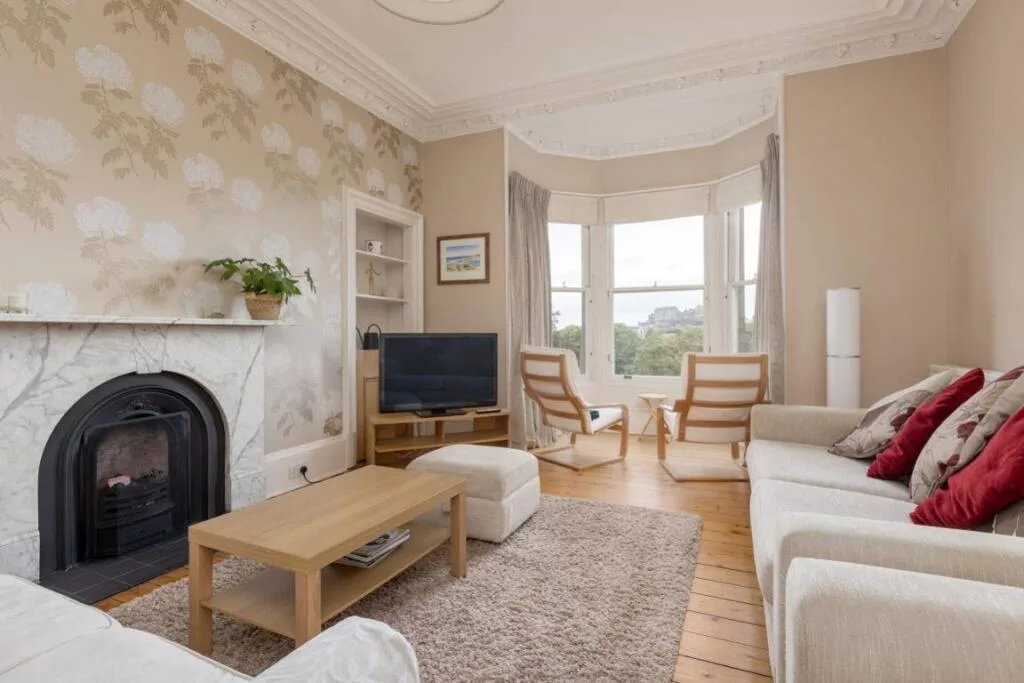 3 bedroom flat for rent