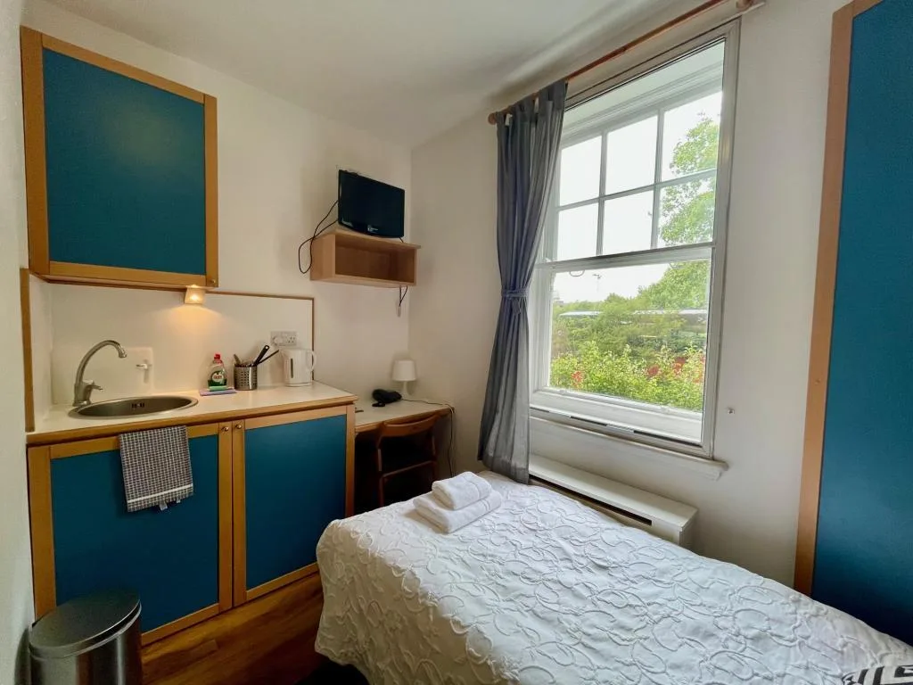 Studio flat for rent