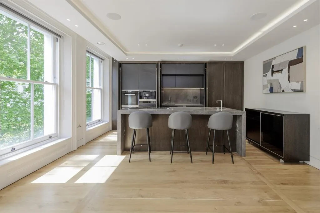 3 bedroom flat for rent