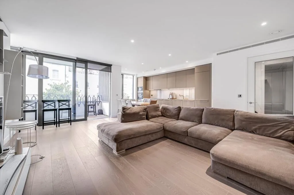 3 bedroom flat for rent