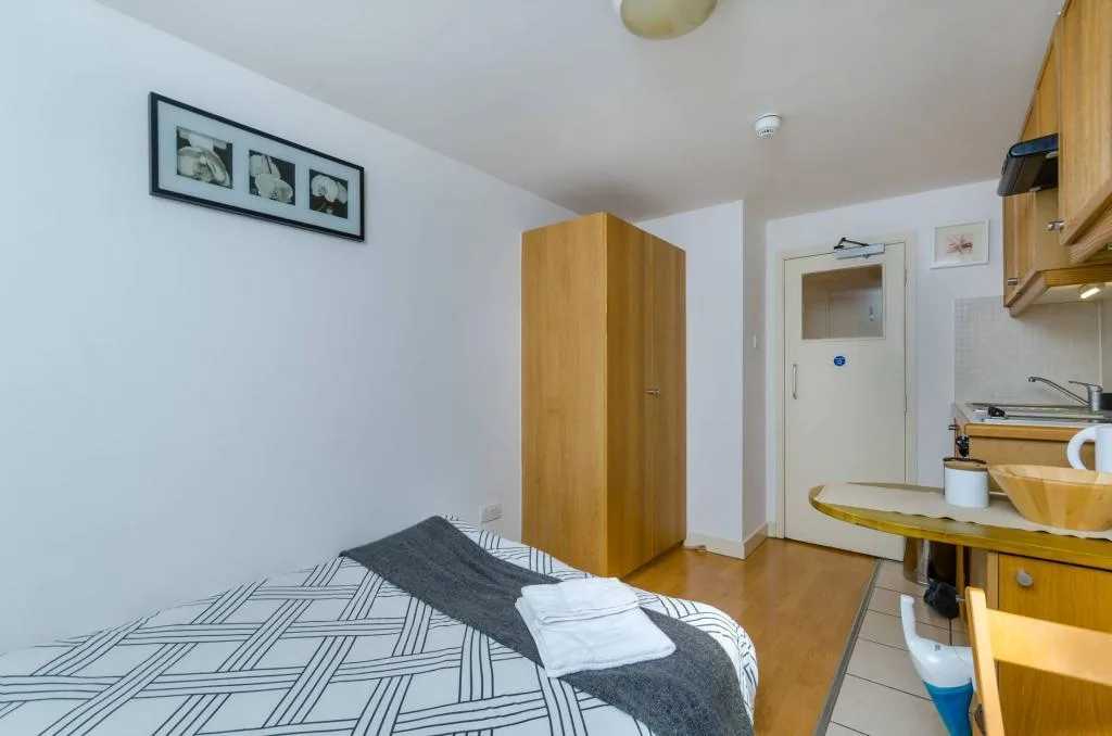 Studio flat for rent