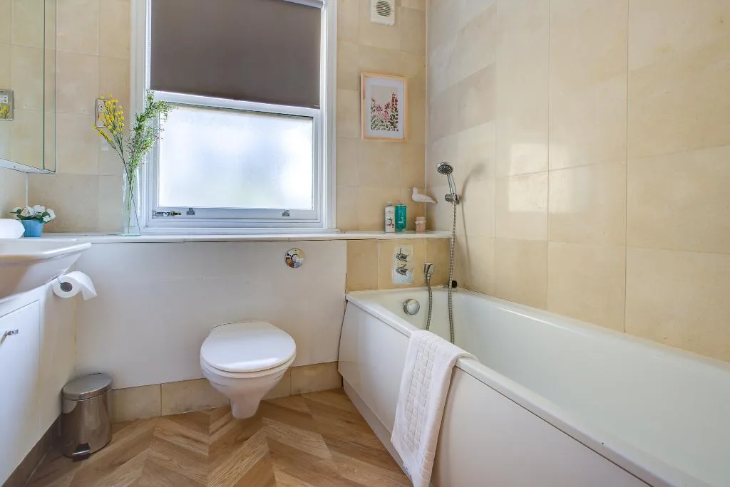 4 bedroom terraced house for rent