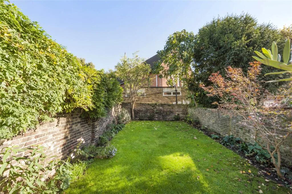 2 bedroom terraced house for rent