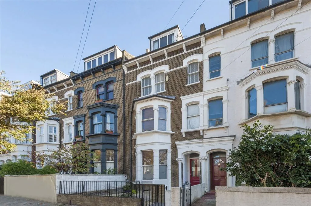 2 bedroom terraced house for rent