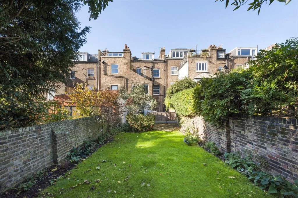 2 bedroom terraced house for rent